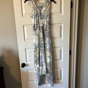 NWT Halston hi low maxi dress with belt, size small petite